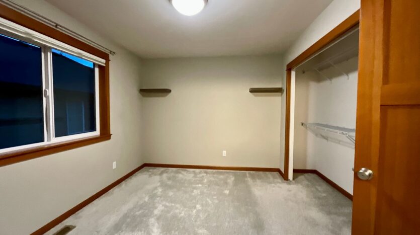 7109 Rainier Drive Unit G - Everett - Washington - 3 bed, 2.5 bath rental property