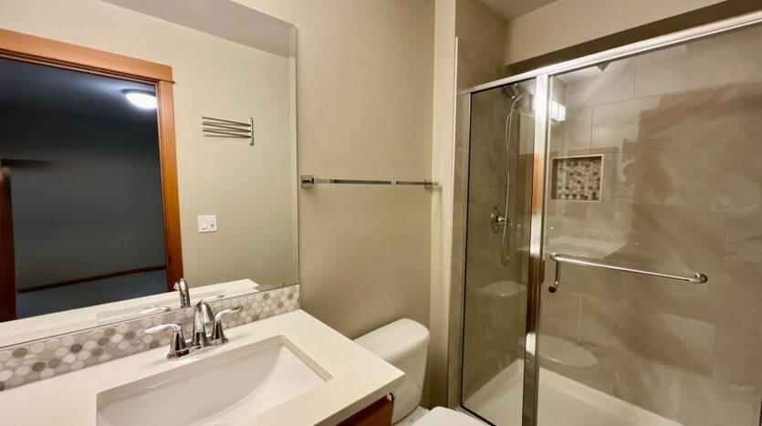 7109 Rainier Drive Unit G - Everett - Washington - 3 bed, 2.5 bath rental property