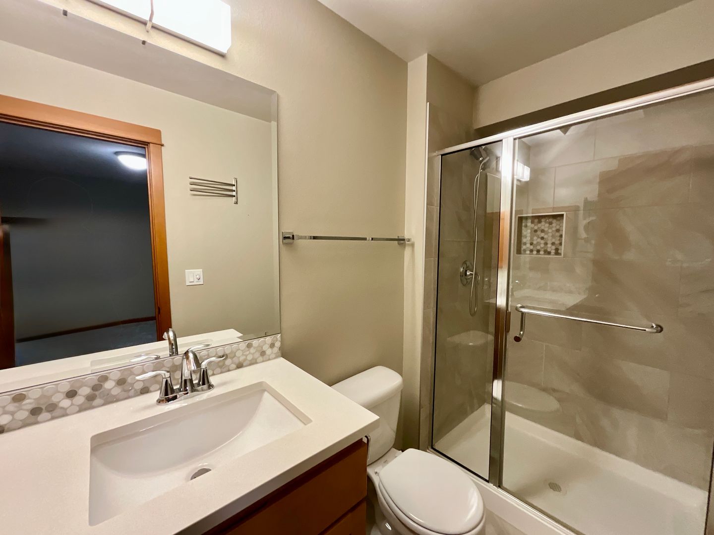 7109 Rainier Drive Unit G - Everett - Washington - 3 bed, 2.5 bath rental property