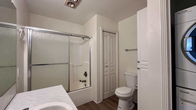 713 NE Roberts Avenue - Gresham - Oregon - 1 bed, 1 bath rental property