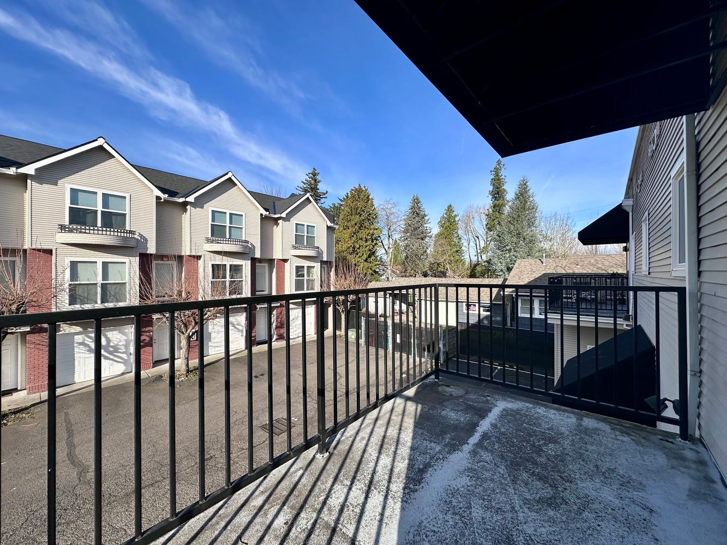 713 NE Roberts Avenue - Gresham - Oregon - 1 bed, 1 bath rental property