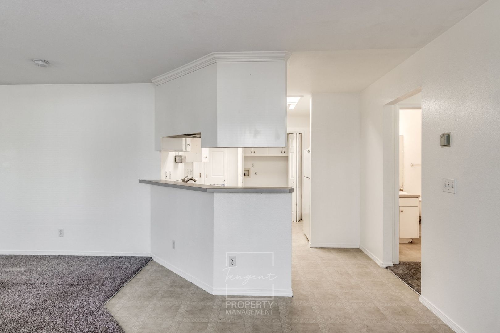 7130 SE Ogden Street - Portland - Oregon - 3 bed, 2 bath rental property