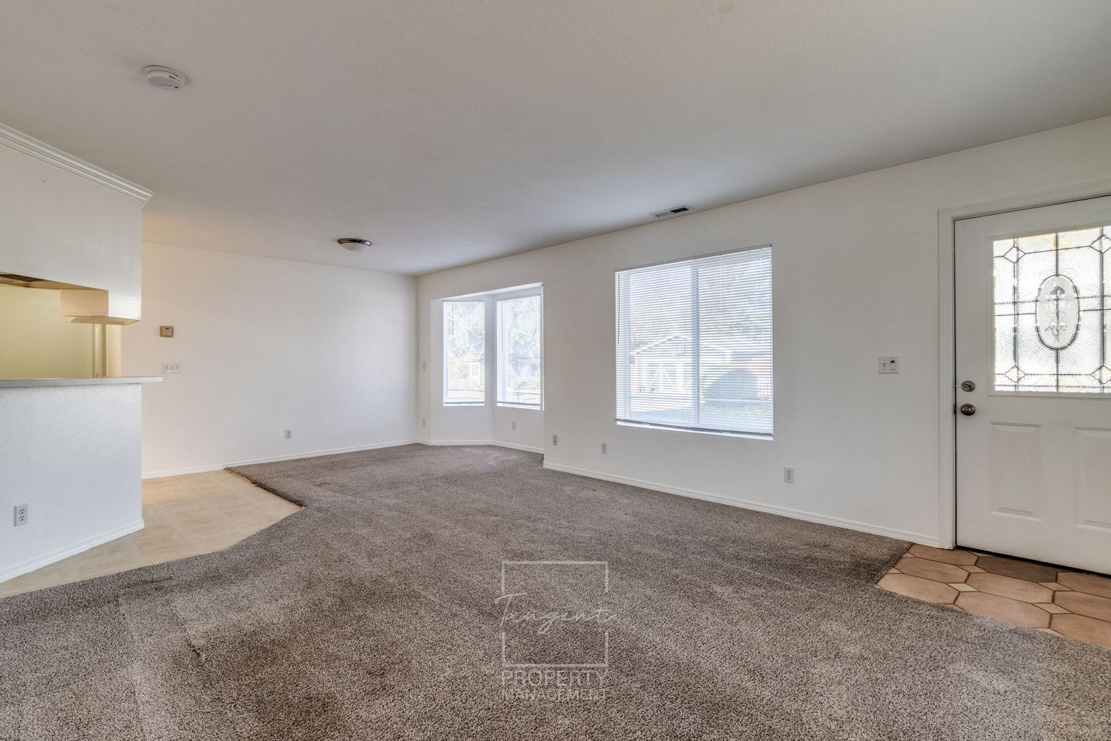 7130 SE Ogden Street - Portland - Oregon - 3 bed, 2 bath rental property