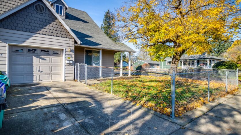 7130 SE Ogden Street - Portland - Oregon - 3 bed, 2 bath rental property