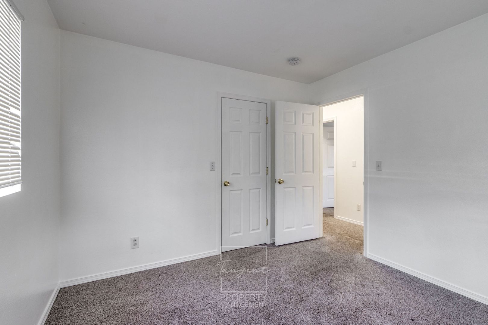 7130 SE Ogden Street - Portland - Oregon - 3 bed, 2 bath rental property