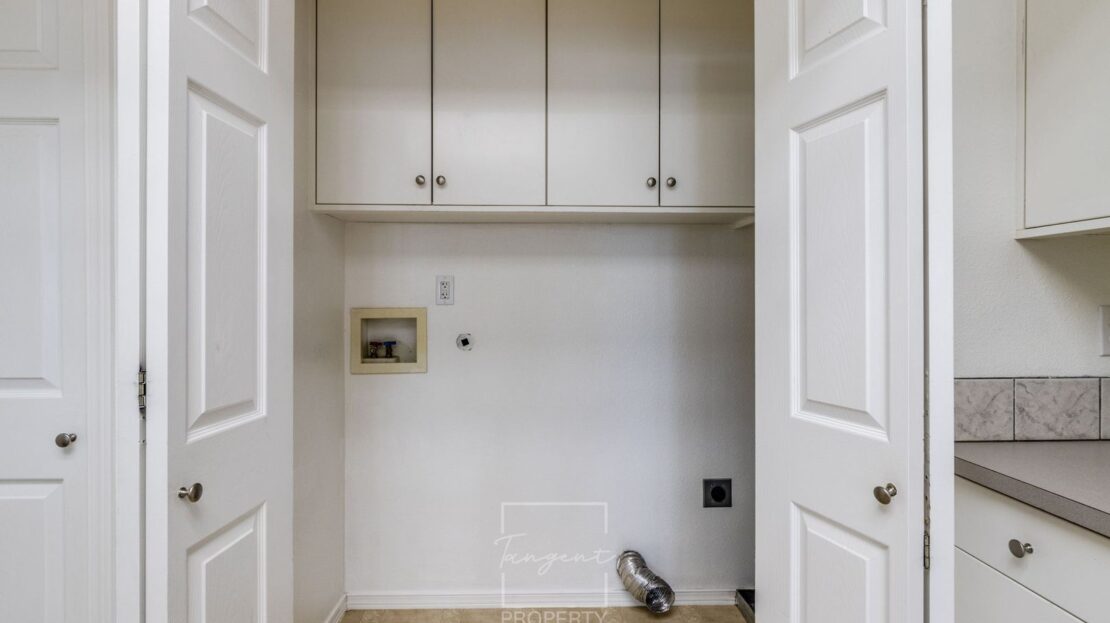 7130 SE Ogden Street - Portland - Oregon - 3 bed, 2 bath rental property