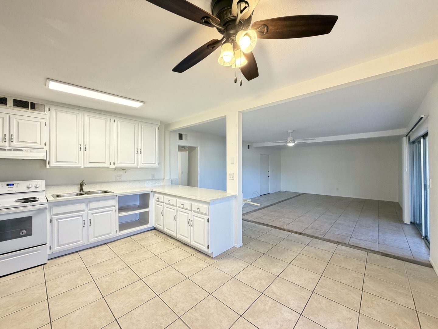 73625 Catalina Way - Unit 10 - Palm Desert - California - 2 bed, 2 bath rental property
