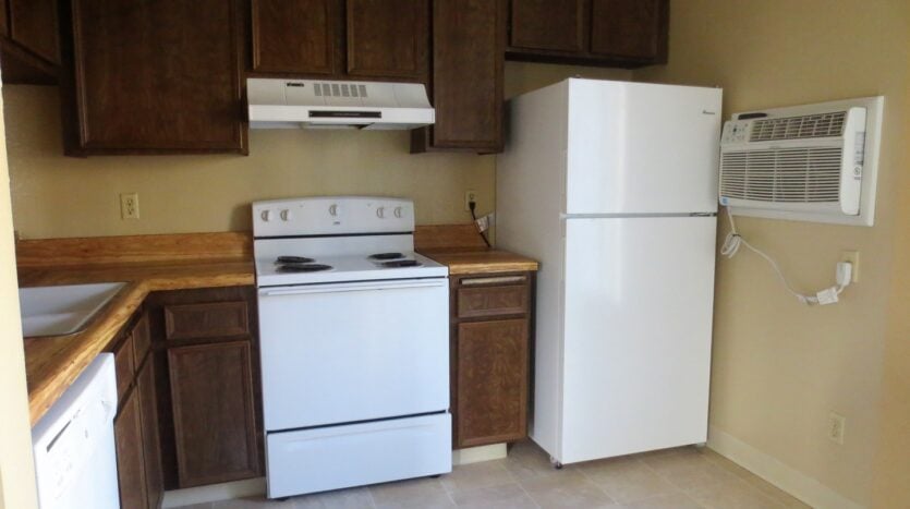 7504 Parkway Dr #200 - La Mesa - California - 1 bed, 1 bath rental property