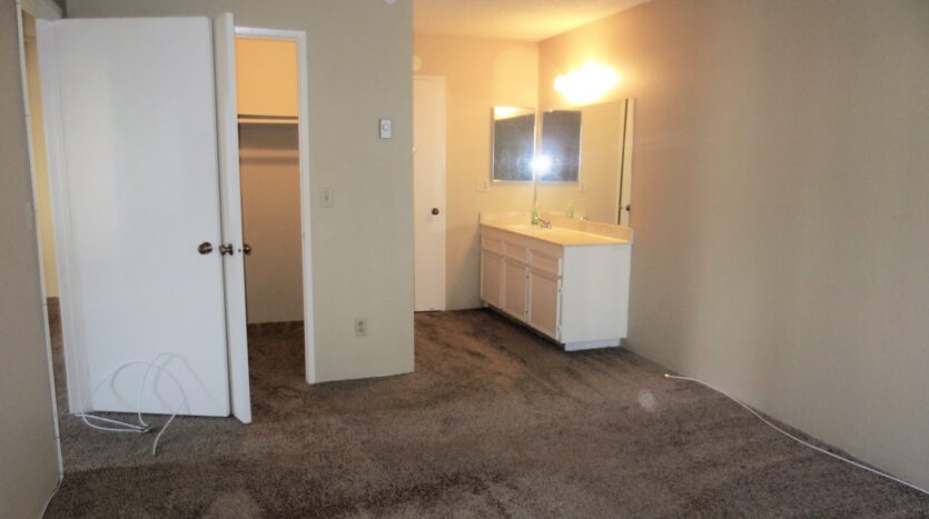 7504 Parkway Dr #200 - La Mesa - California - 1 bed, 1 bath rental property