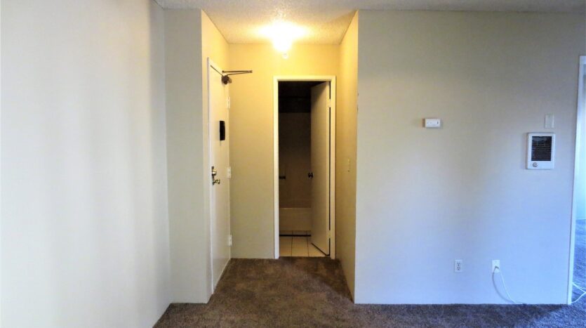 7504 Parkway Dr #200 - La Mesa - California - 1 bed, 1 bath rental property