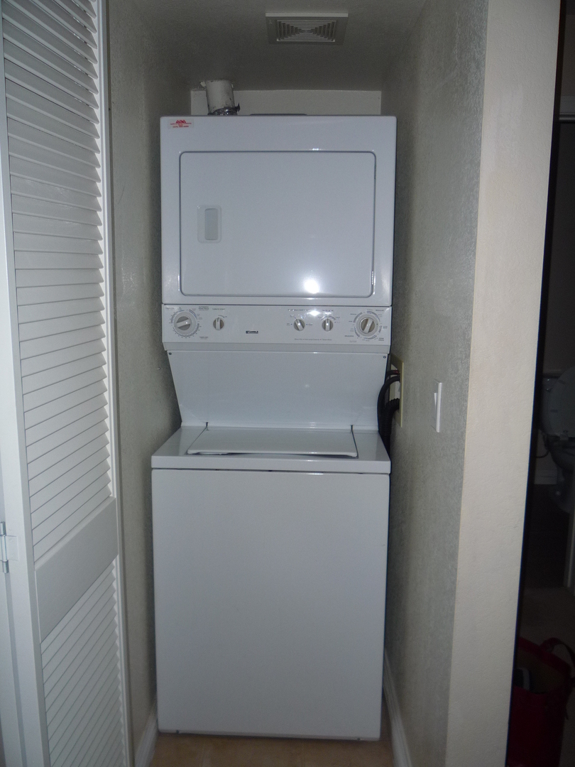 7750 Stalmer #12 - San Diego - California - 2 bed, 2 bath rental property