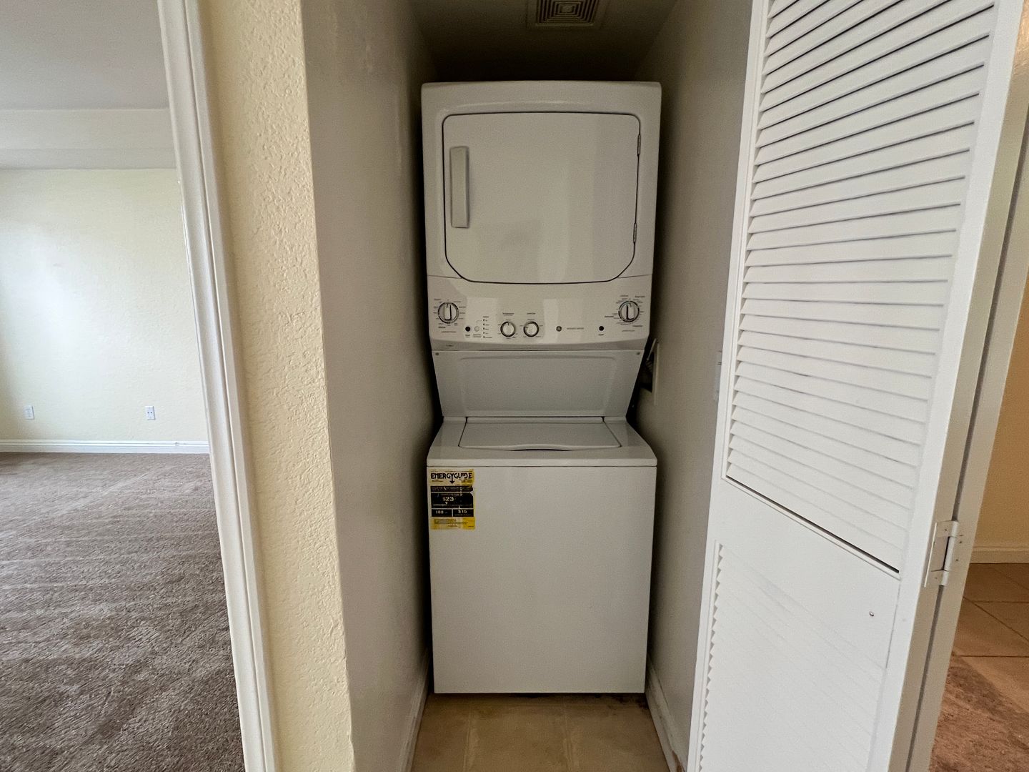 7750 Stalmer #12 - San Diego - California - 2 bed, 2 bath rental property