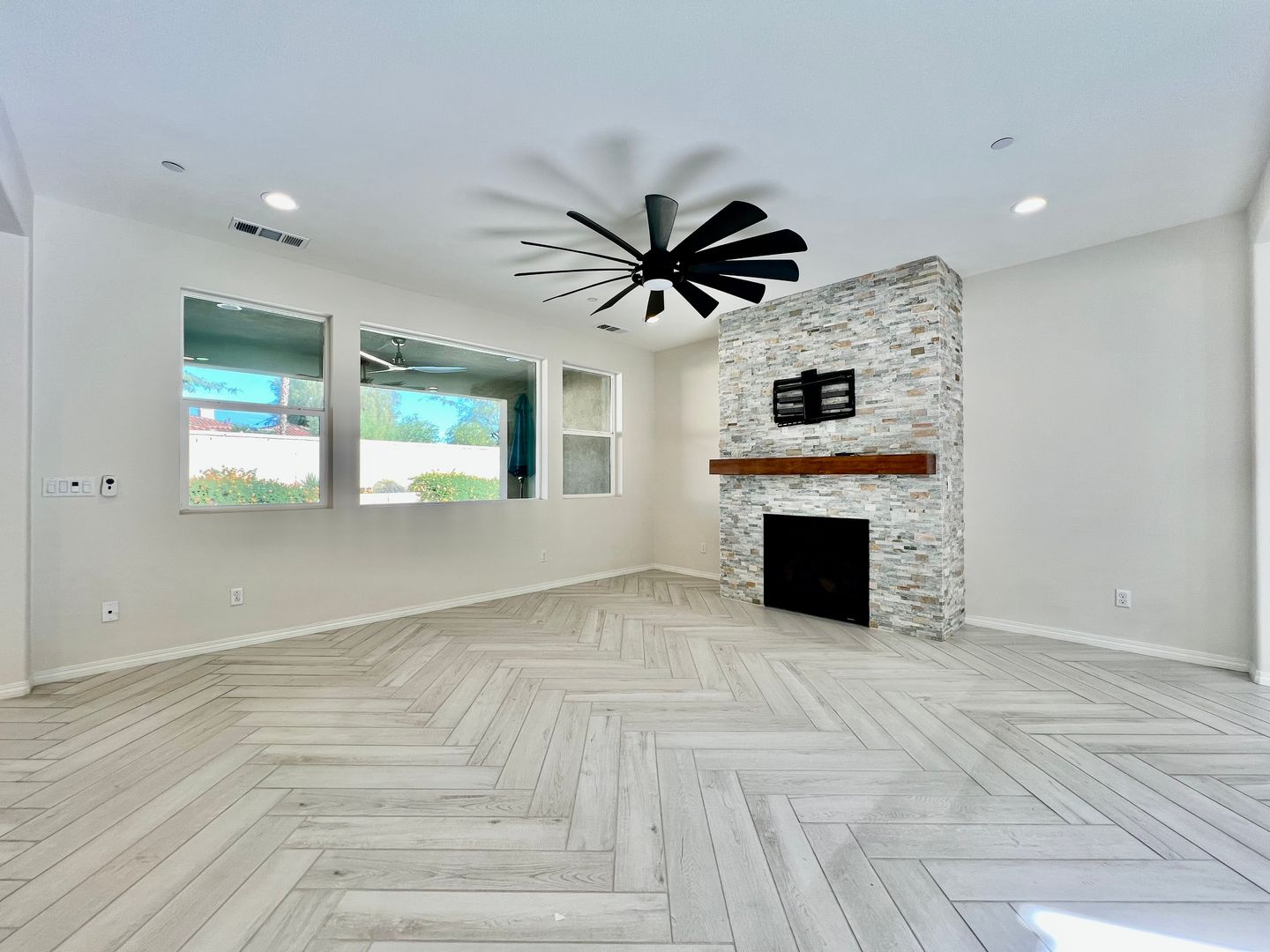 79896 Via Tapis - La Quinta - California - 4 bed, 3.5 bath rental property