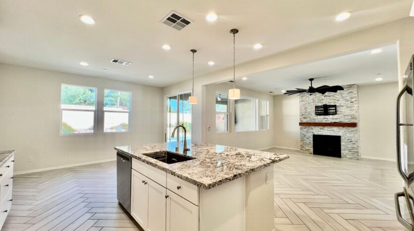 79896 Via Tapis - La Quinta - California - 4 bed, 3.5 bath rental property