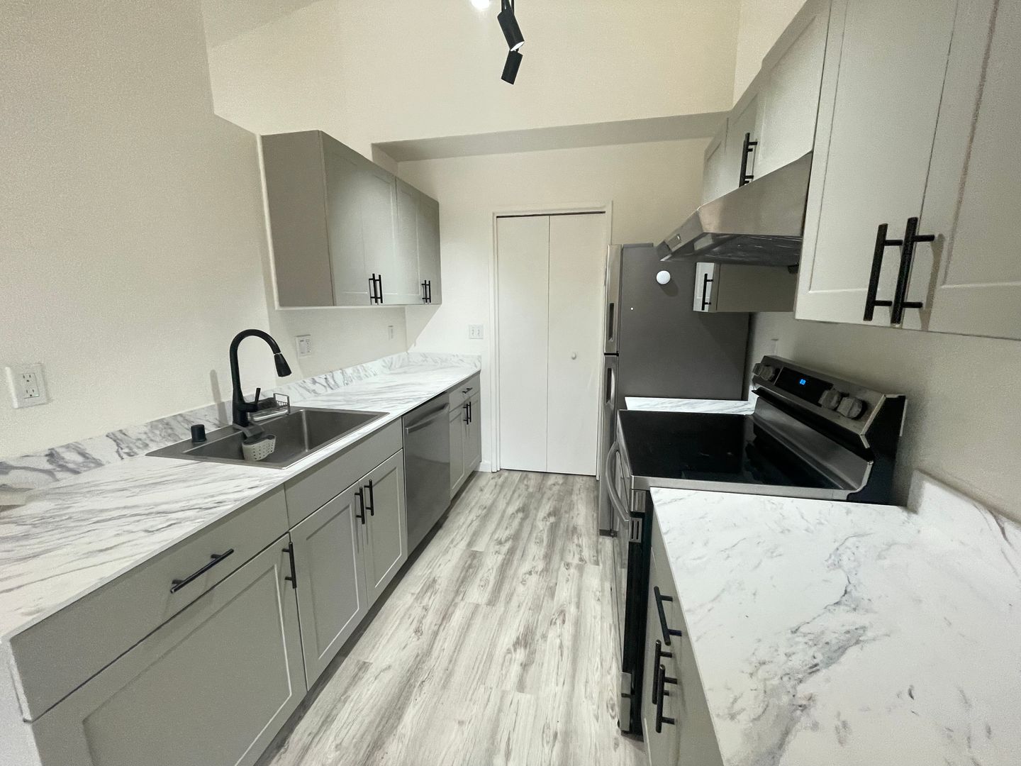 8 Schooner Ct - Richmond - California - 2 bed, 2 bath rental property