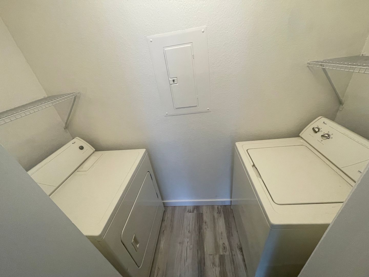 8 Schooner Ct - Richmond - California - 2 bed, 2 bath rental property