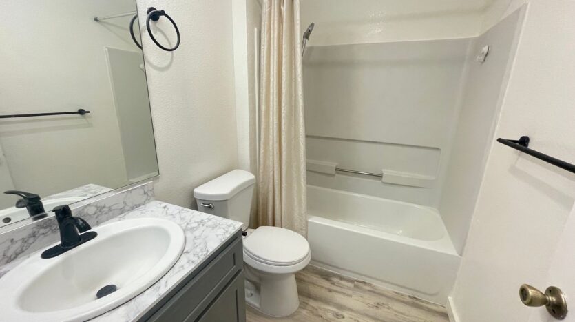 8 Schooner Ct - Richmond - California - 2 bed, 2 bath rental property