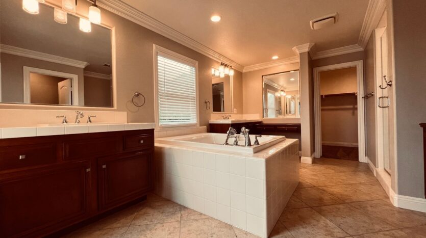 801 Luminara  - San Marcos - California - 4 bed, 3 bath rental property