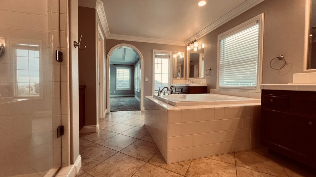 801 Luminara  - San Marcos - California - 4 bed, 3 bath rental property