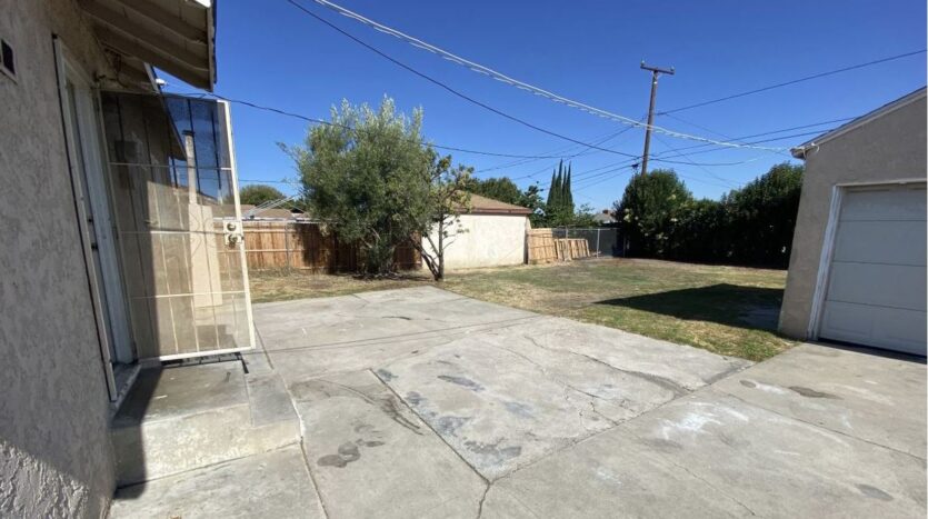 8111 Artesia Blvd - Buena Park - California - 2 bed, 1 bath rental property