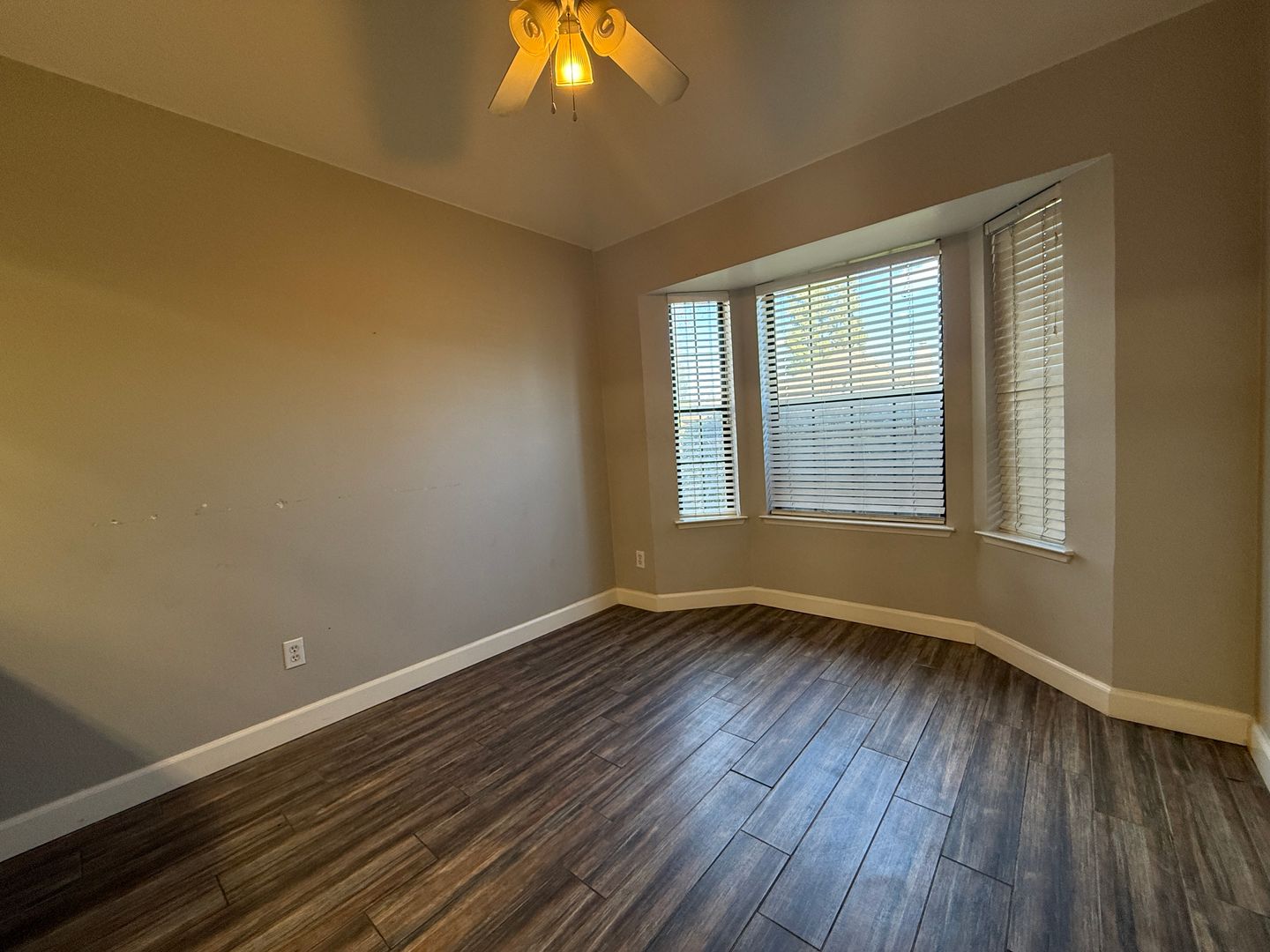 8425 N 8th Street - Fresno - California - 3 bed, 2 bath rental property