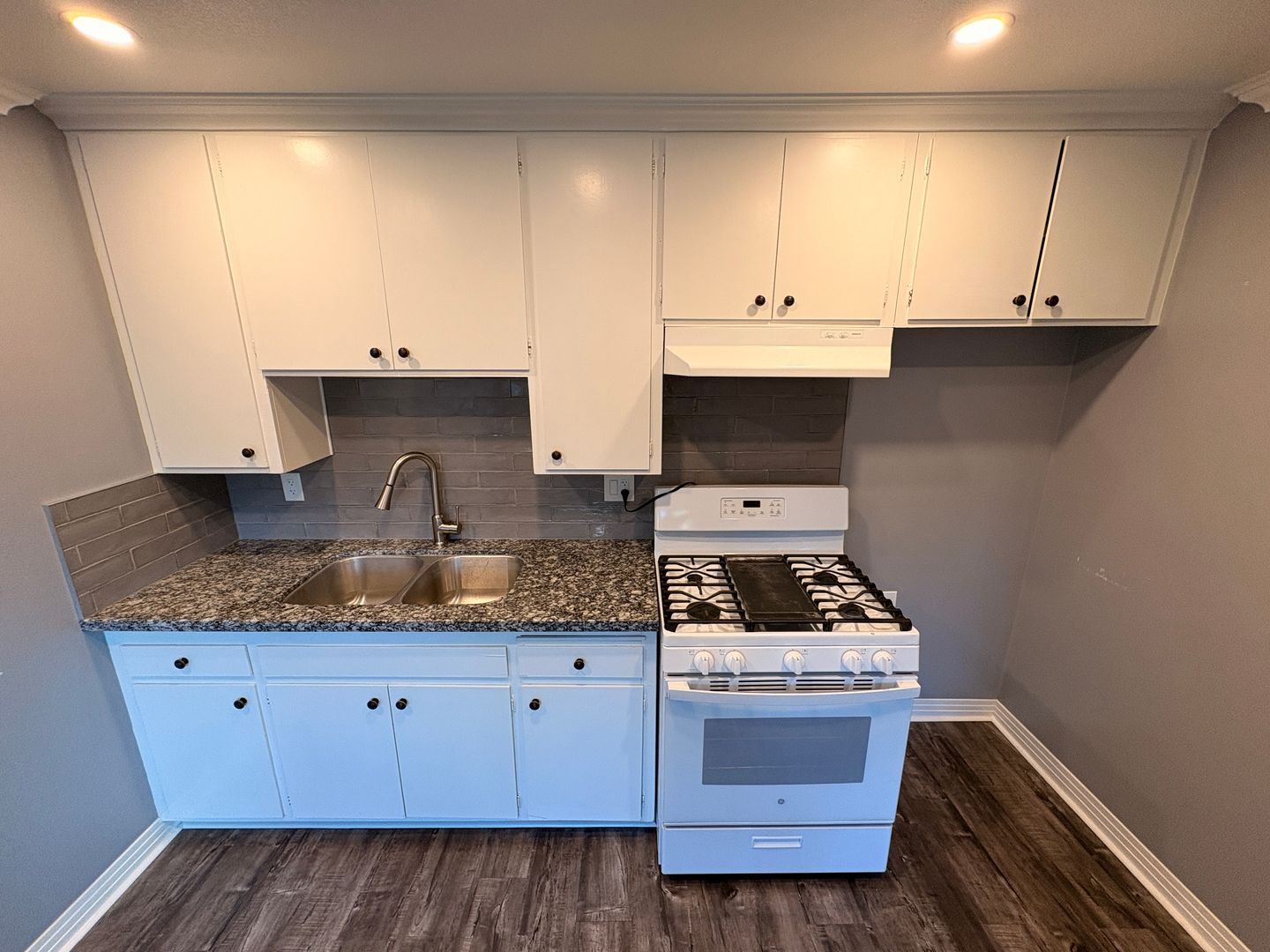 851 Prescott Way - Riverside - California - 2 bed, 1 bath rental property