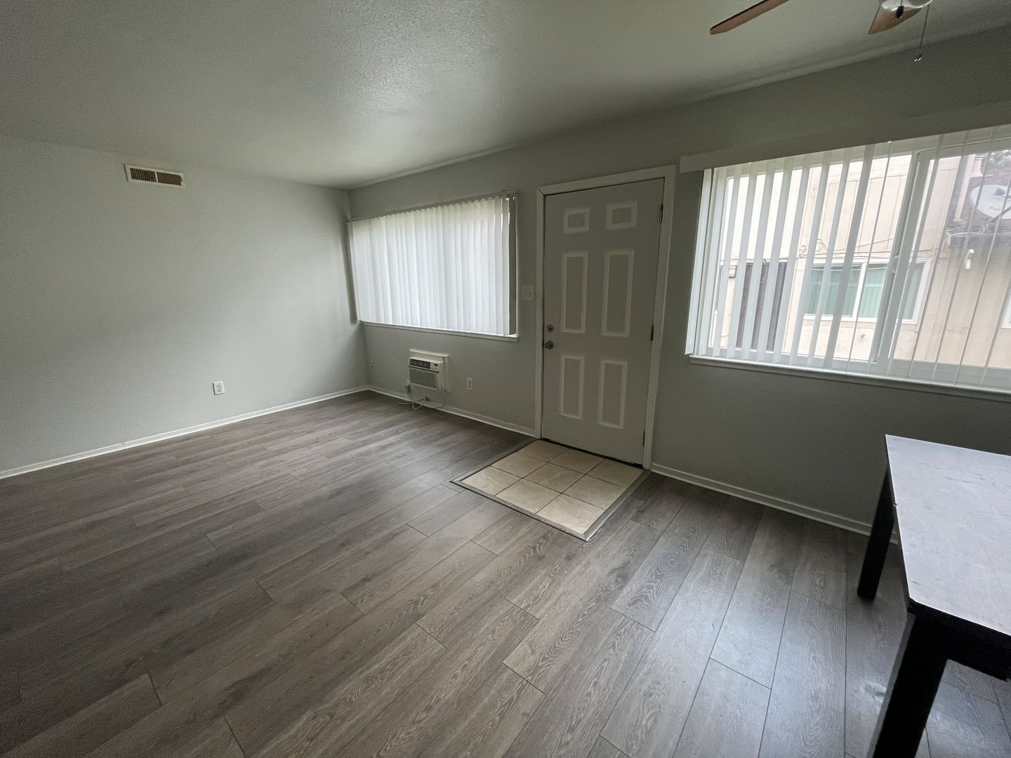 901 Carro Dr - 901 Carro Dr Unit 2 Unit 2 - Sacramento - California - 2 bed, 1 bath rental property