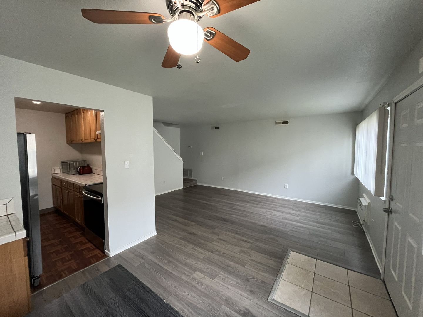 901 Carro Dr - 901 Carro Dr Unit 2 Unit 2 - Sacramento - California - 2 bed, 1 bath rental property