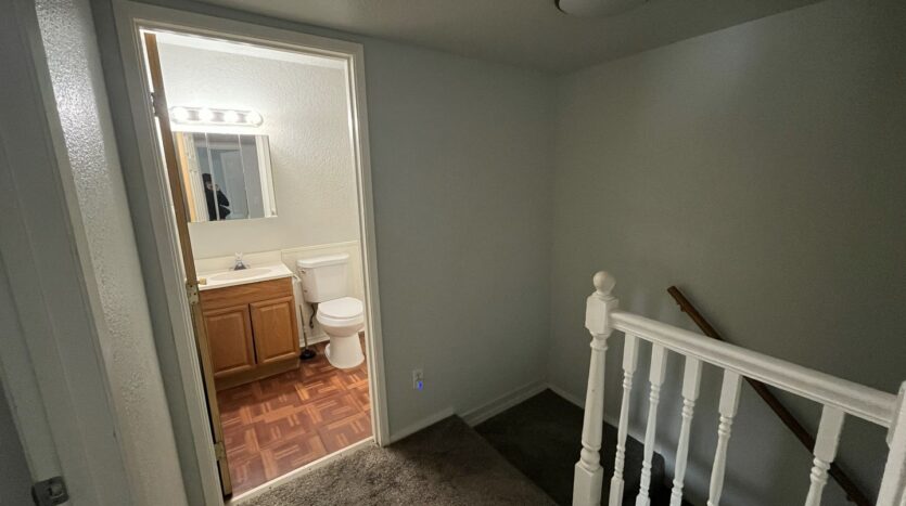 901 Carro Dr - 901 Carro Dr Unit 2 Unit 2 - Sacramento - California - 2 bed, 1 bath rental property