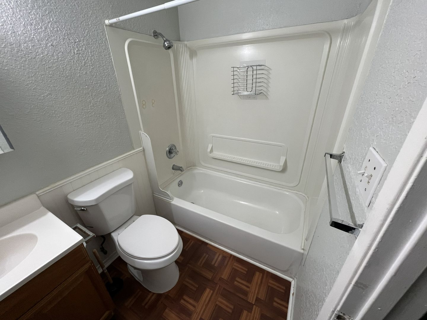 901 Carro Dr - 901 Carro Dr Unit 2 Unit 2 - Sacramento - California - 2 bed, 1 bath rental property