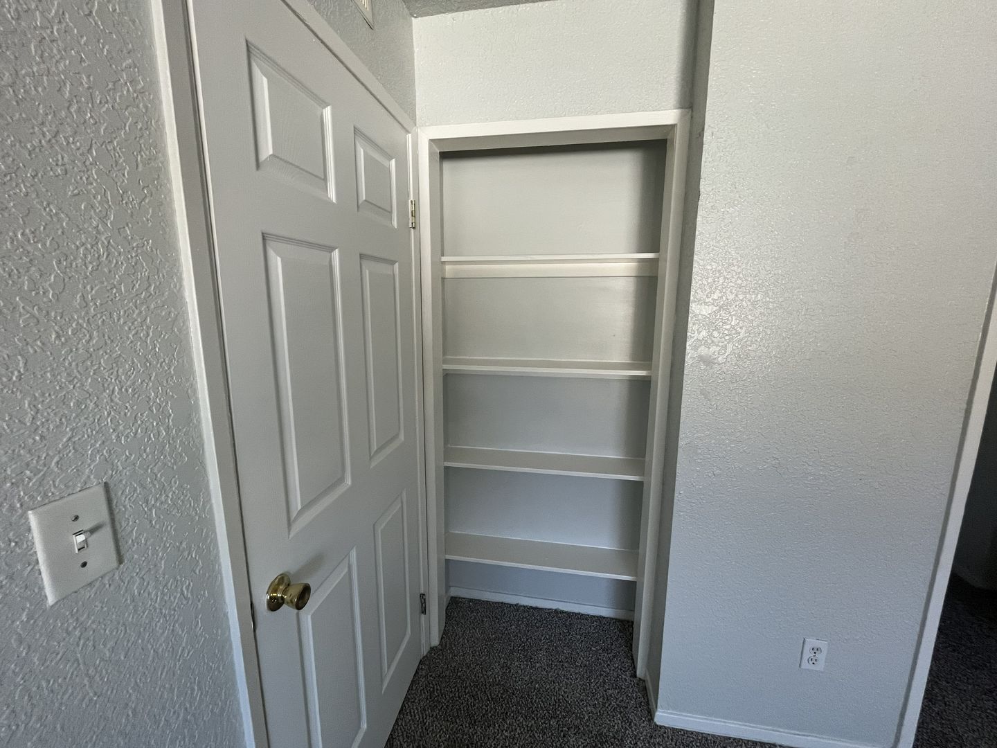 901 Carro Dr - 901 Carro Dr Unit 2 Unit 2 - Sacramento - California - 2 bed, 1 bath rental property