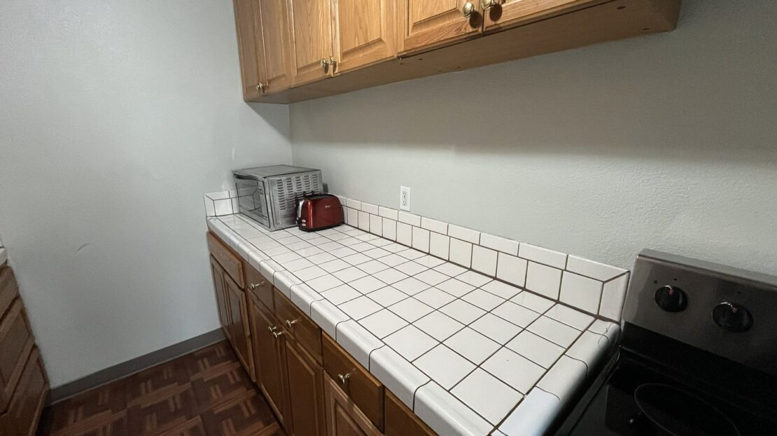 901 Carro Dr - 901 Carro Dr Unit 2 Unit 2 - Sacramento - California - 2 bed, 1 bath rental property