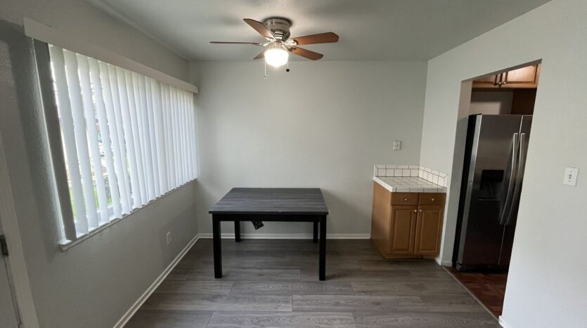 901 Carro Dr - 901 Carro Dr Unit 2 Unit 2 - Sacramento - California - 2 bed, 1 bath rental property