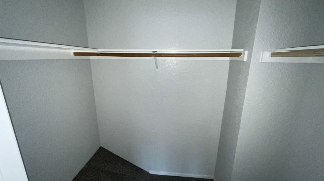 901 Carro Dr - 901 Carro Dr Unit 2 Unit 2 - Sacramento - California - 2 bed, 1 bath rental property