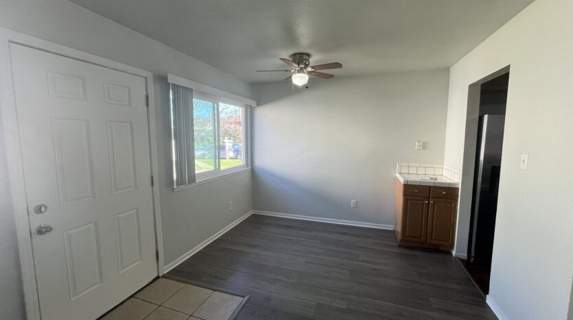 901 Carro Dr - 901 Carro Dr Unit 2 Unit 2 - Sacramento - California - 2 bed, 1 bath rental property