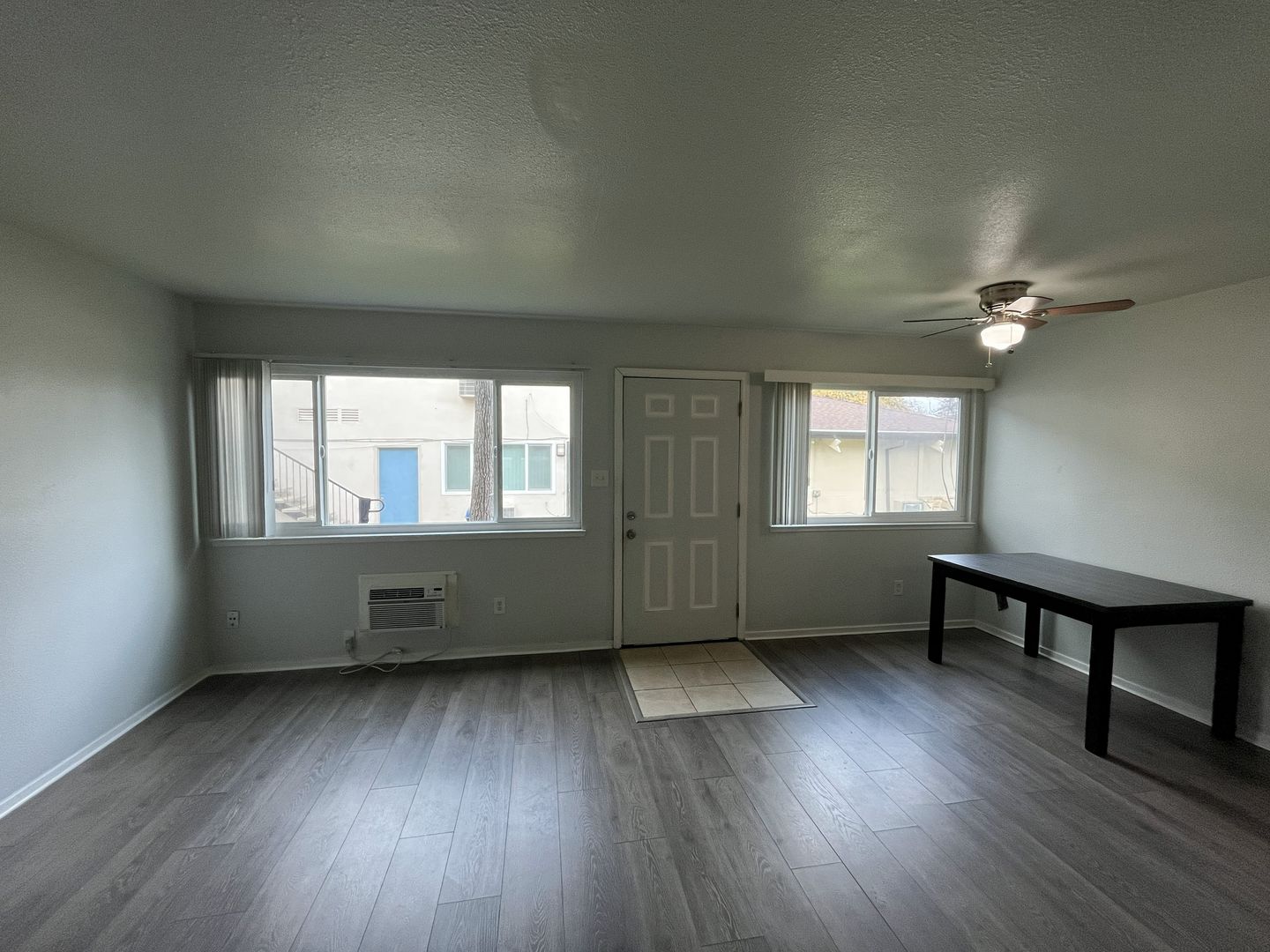 901 Carro Dr - 901 Carro Dr Unit 2 Unit 2 - Sacramento - California - 2 bed, 1 bath rental property