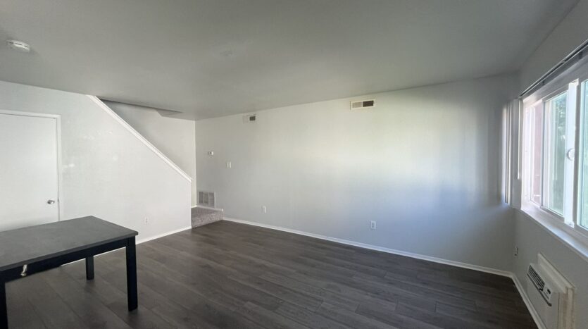 901 Carro Dr - 901 Carro Dr Unit 2 Unit 2 - Sacramento - California - 2 bed, 1 bath rental property