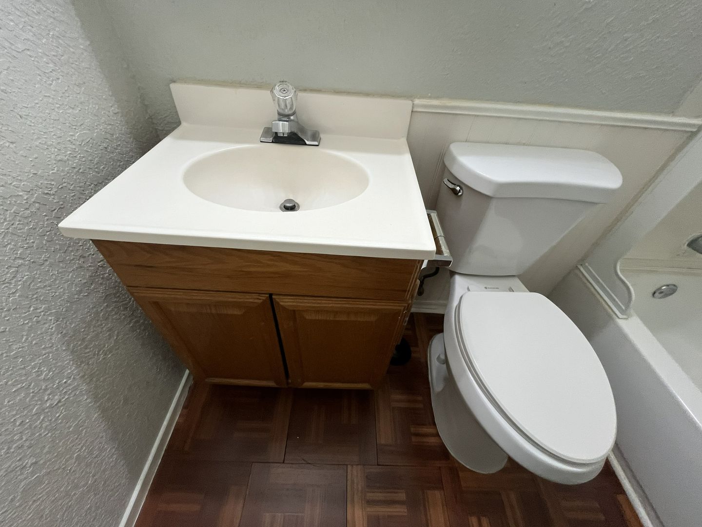 901 Carro Dr - 901 Carro Dr Unit 2 Unit 2 - Sacramento - California - 2 bed, 1 bath rental property