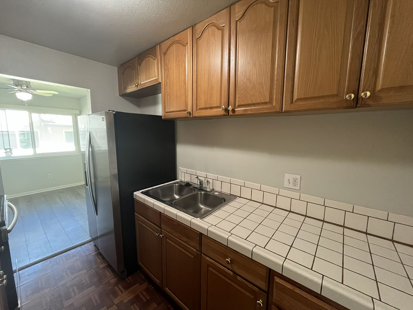 901 Carro Drive Unit #2 - Sacramento - California - 2 bed, 1 bath rental property