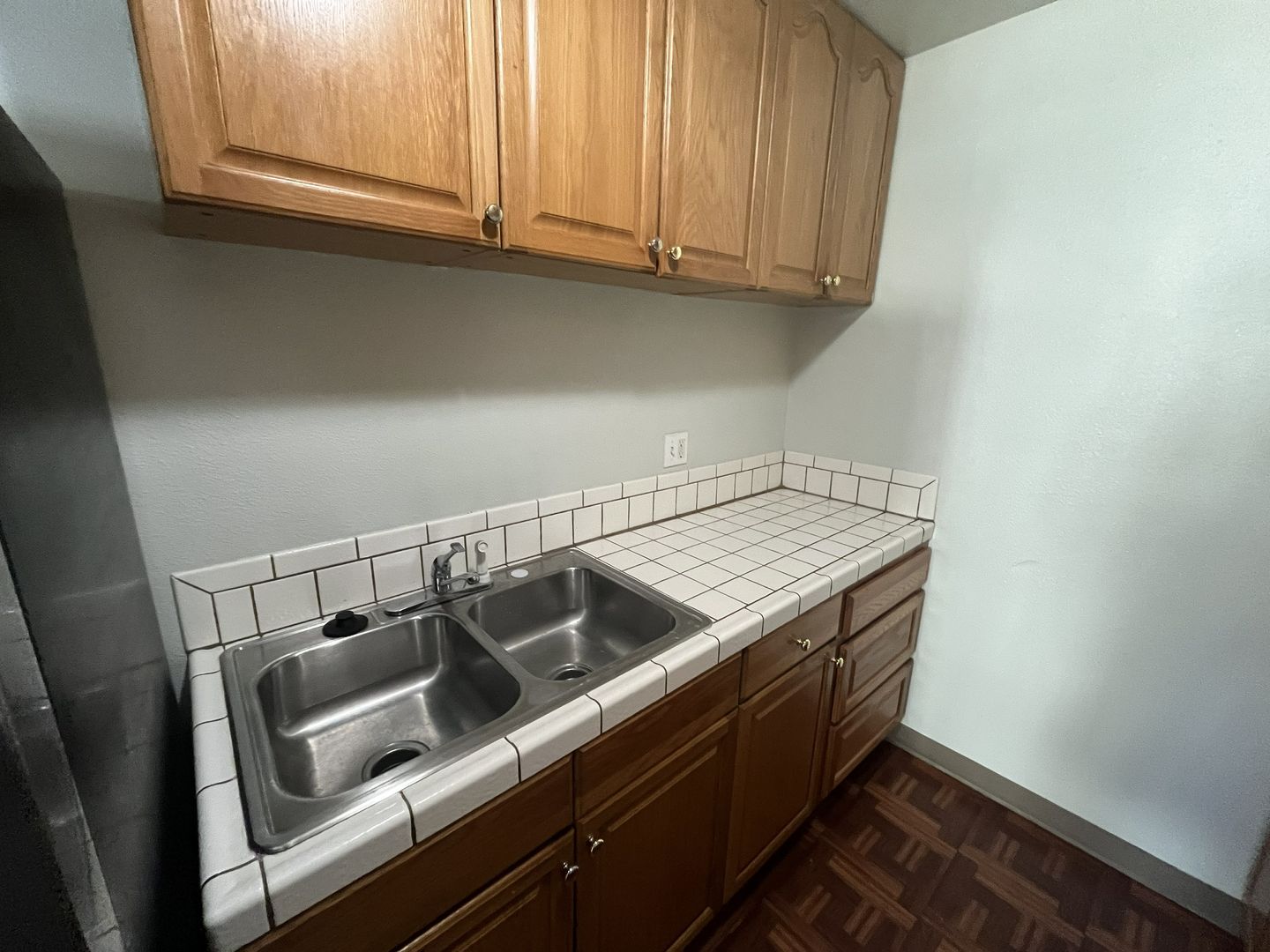 901 Carro Drive Unit #2 - Sacramento - California - 2 bed, 1 bath rental property