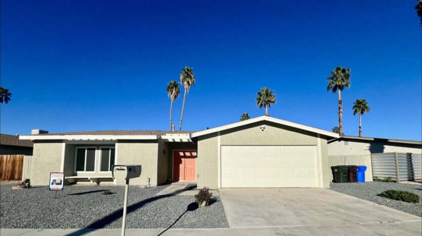 906 Arroyo Vista Dr - Palm Springs - California - 4 bed, 2 bath rental property