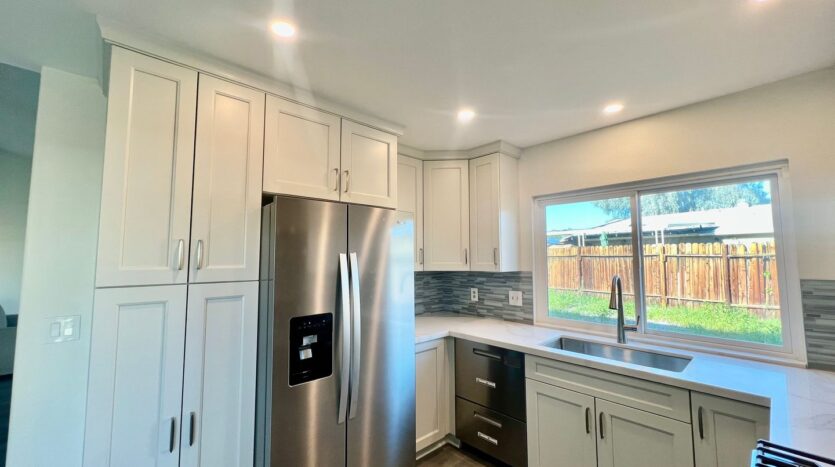 906 Arroyo Vista Dr - Palm Springs - California - 4 bed, 2 bath rental property