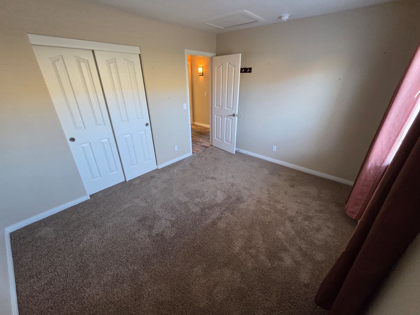 921 San Bruno Ave - Henderson - Nevada - 3 bed, 2.5 bath rental property