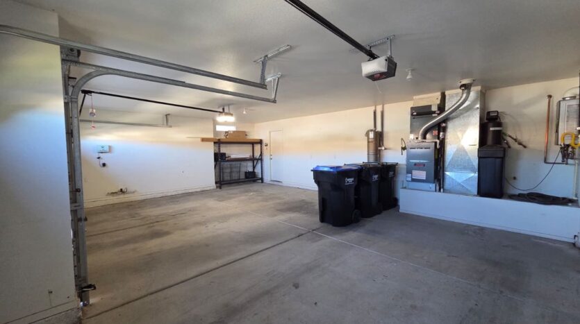 921 San Bruno Ave - Henderson - Nevada - 3 bed, 2.5 bath rental property