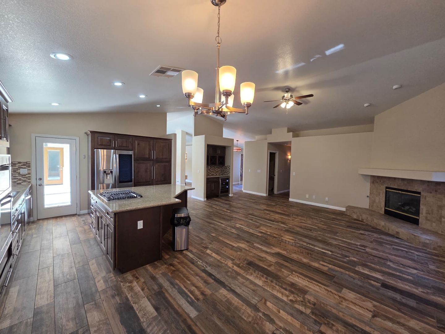 921 San Bruno Ave - Henderson - Nevada - 3 bed, 2.5 bath rental property