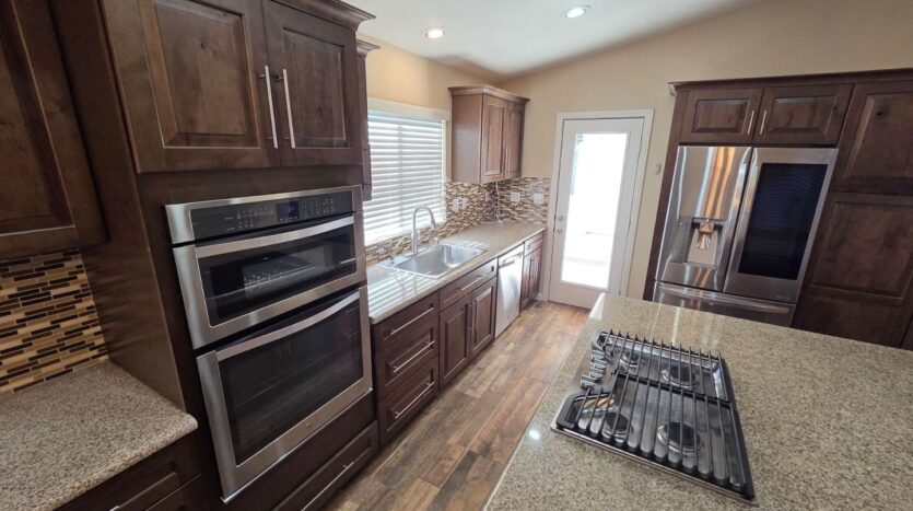 921 San Bruno Ave - Henderson - Nevada - 3 bed, 2.5 bath rental property