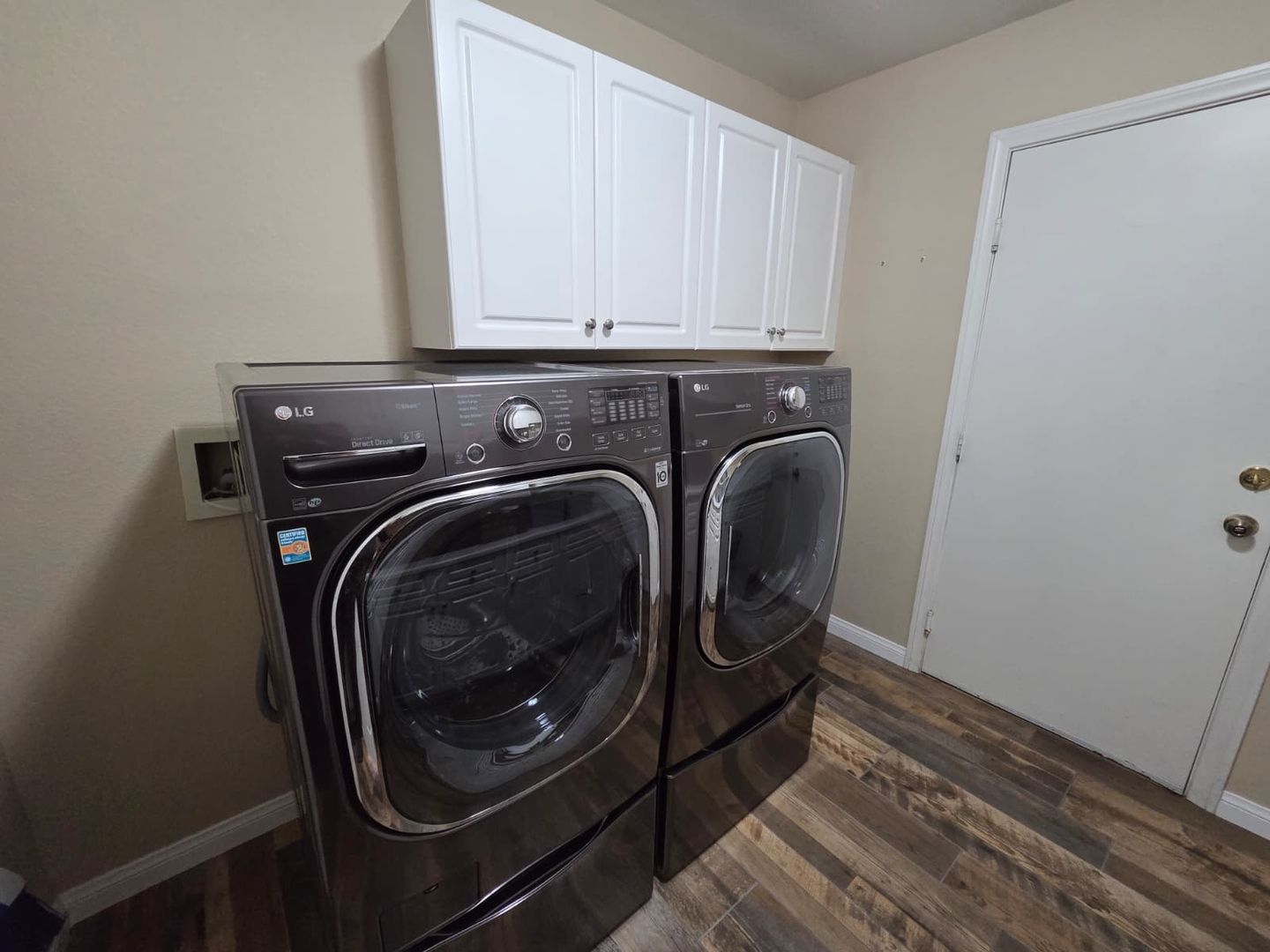 921 San Bruno Ave - Henderson - Nevada - 3 bed, 2.5 bath rental property