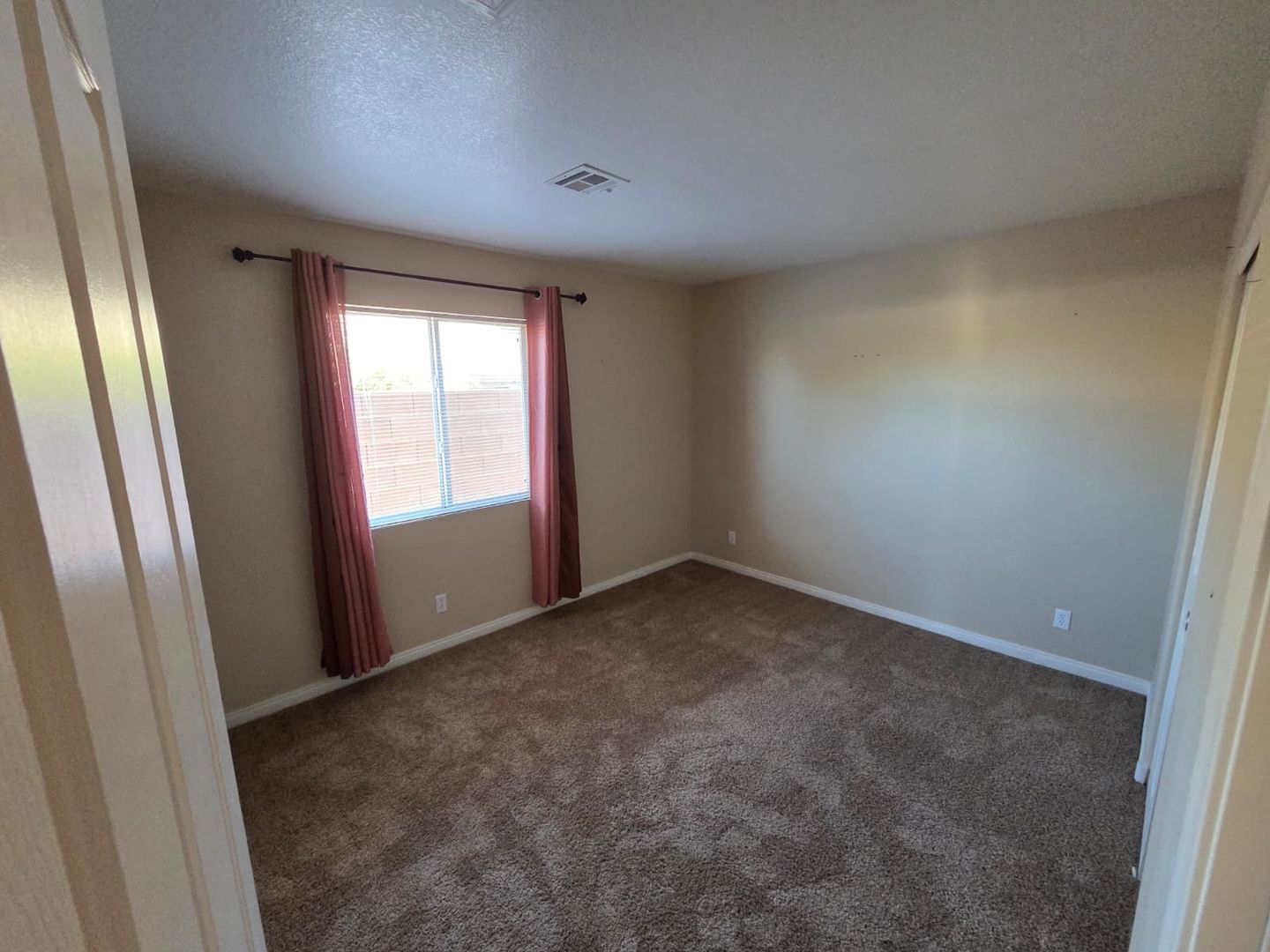 921 San Bruno Ave - Henderson - Nevada - 3 bed, 2.5 bath rental property