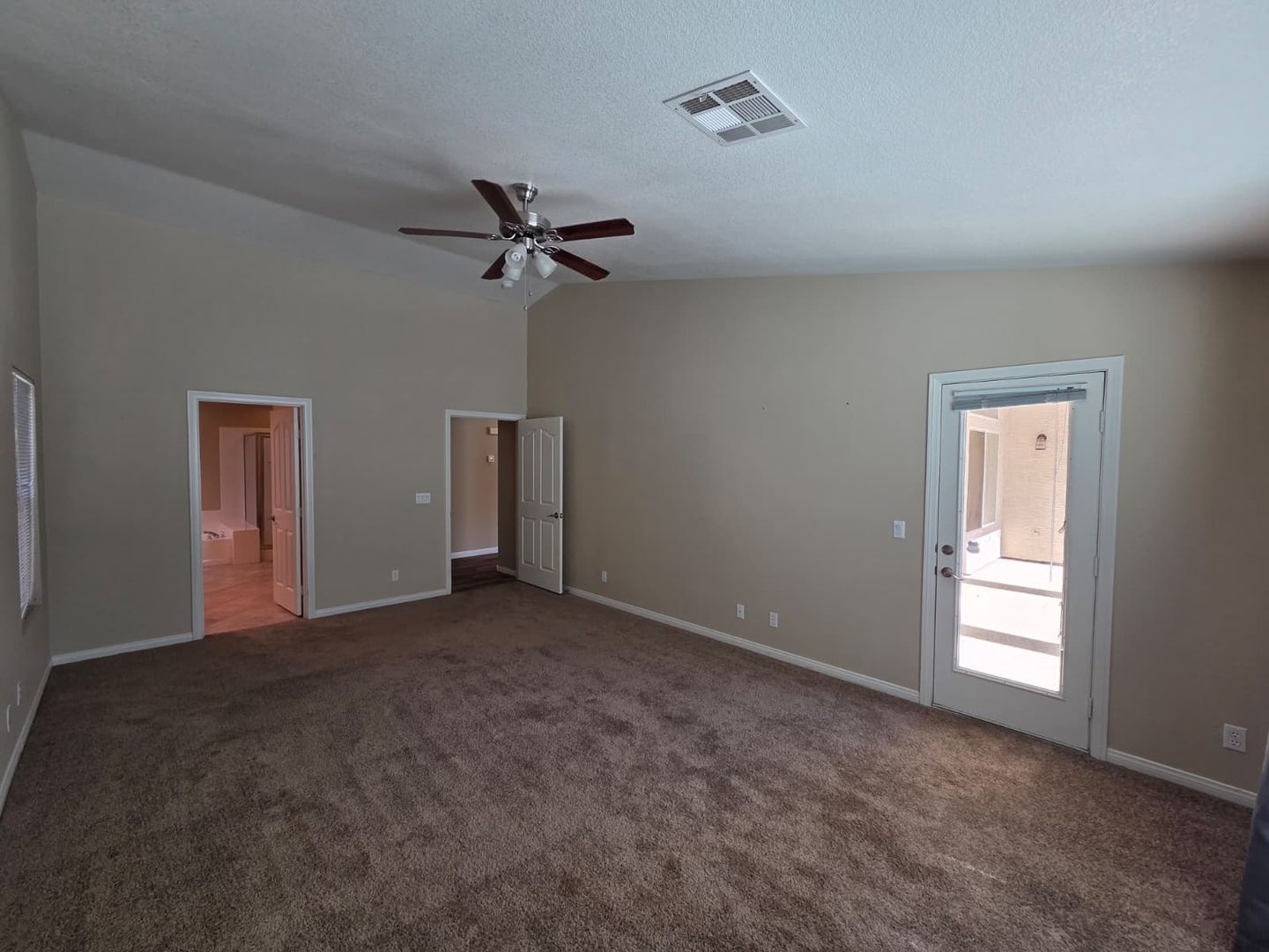 921 San Bruno Ave - Henderson - Nevada - 3 bed, 2.5 bath rental property