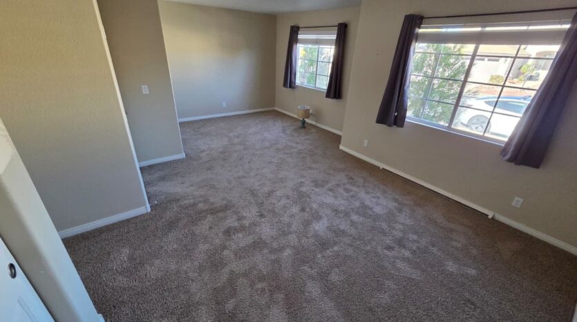 921 San Bruno Ave - Henderson - Nevada - 3 bed, 2.5 bath rental property